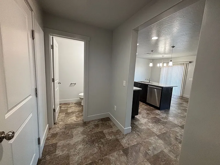 3102 S Relic Ridge Dr — Photo 3
