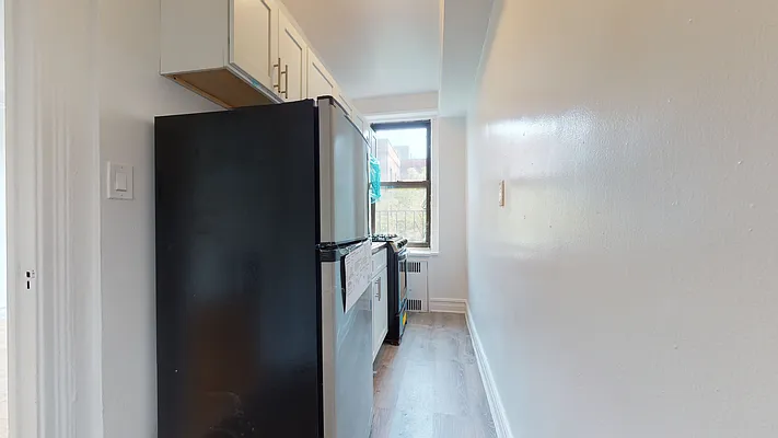 Rented by Bond New York | media 5