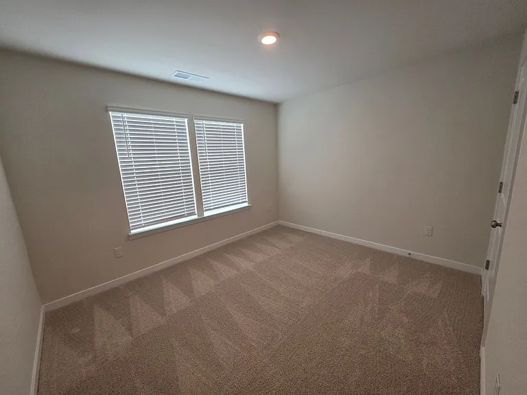 1745 Lawder Cir — Photo 22