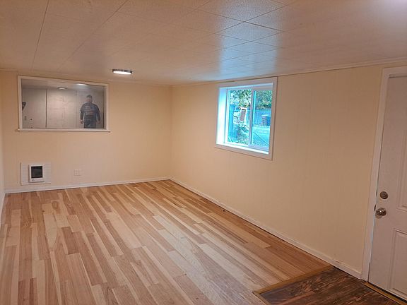 5th image of 134 E 64th St #2