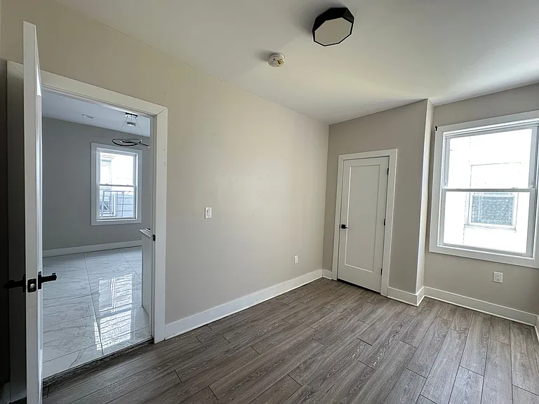 484 Kennedy Blvd #36E — Photo 6