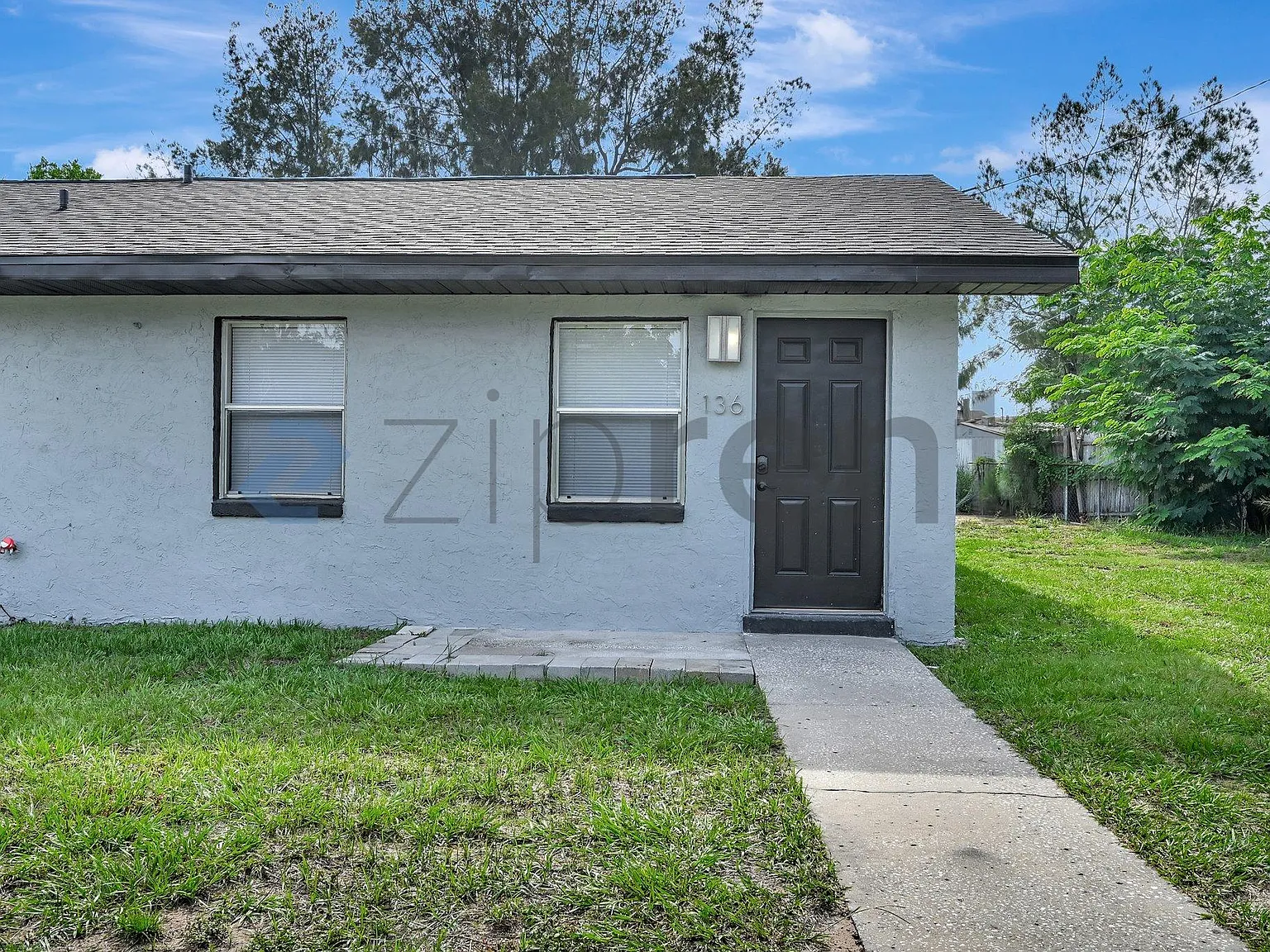 2 bed, 900 sqft, $1,800 — Photo 3