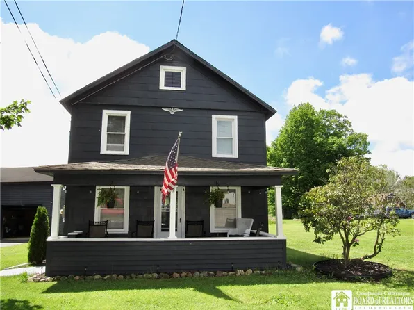 77 N Main St, Cassadaga, NY 14718