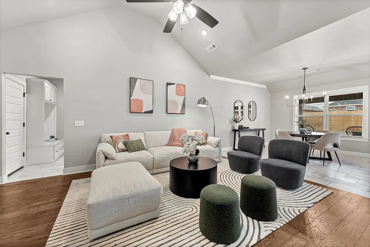 3 bed, 2.0 bath, 1786 sqft, $4,807 — Photo 4