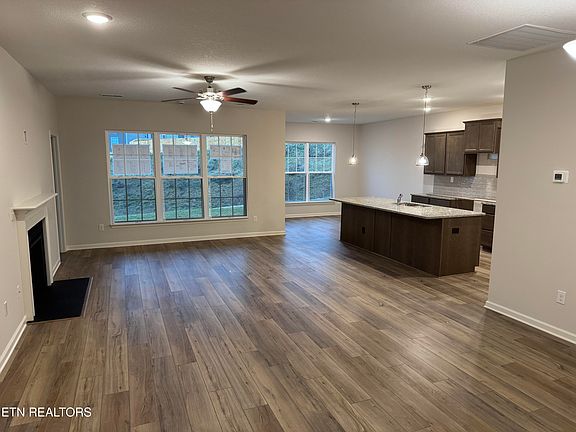 5th image of 1540 Hickory Meadows Dr