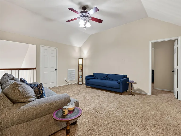 7912 Riverwalk Trl — Photo 24