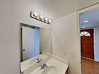 3rd image of 5011 N Redrock St