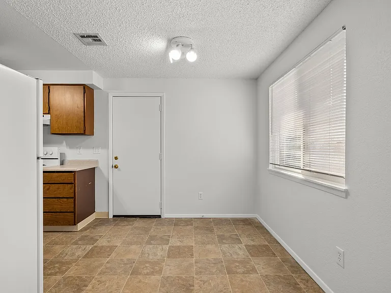 2056 S Division Ave — Photo 6