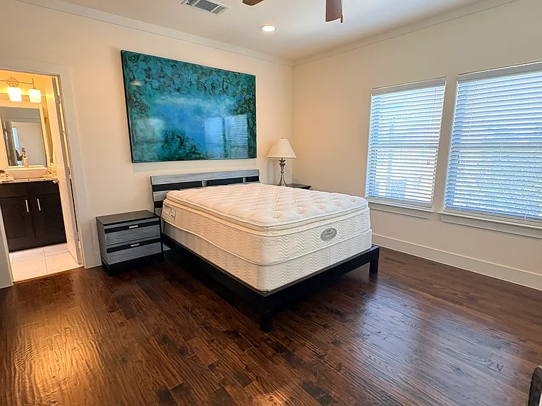 4223 Wycliff Ave #4 — Photo 7