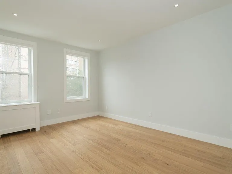 286 & 288 Chestnut Hill Avenue — Photo 2