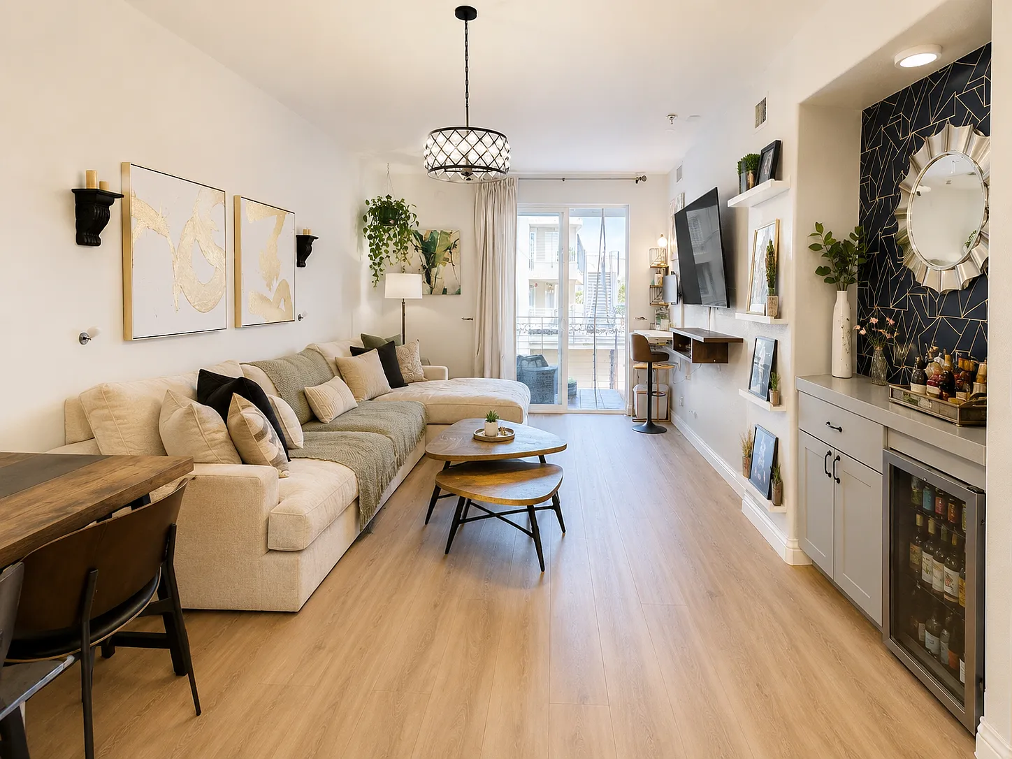 2 bed, 1023 sqft, $3,495 — Photo 2