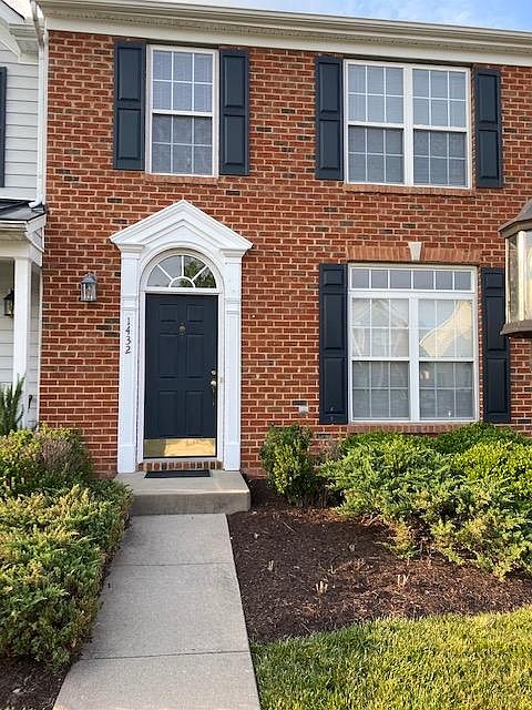 1st image of 1432 New Haven Ct
