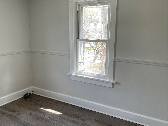4th image of 8 Harrison Ave #1L