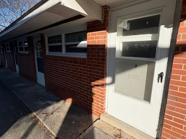 Chestnut Apartments, 717 Chestnut St APT B, Greensboro, NC 27405