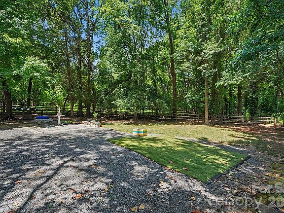 5th image of 4436 Tilley Morris Rd