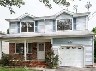 152 Pershing Ave, Iselin, NJ 08830