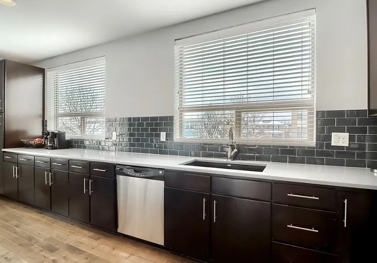 2937 Geneva Ct — Photo 12