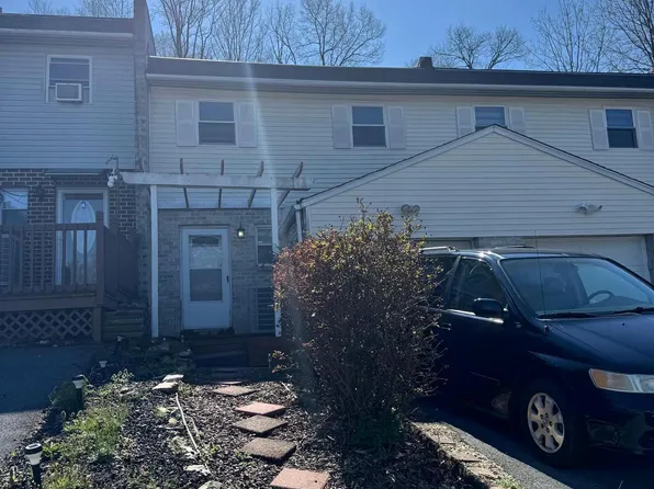 1136 Fox Run, Reading, PA 19606