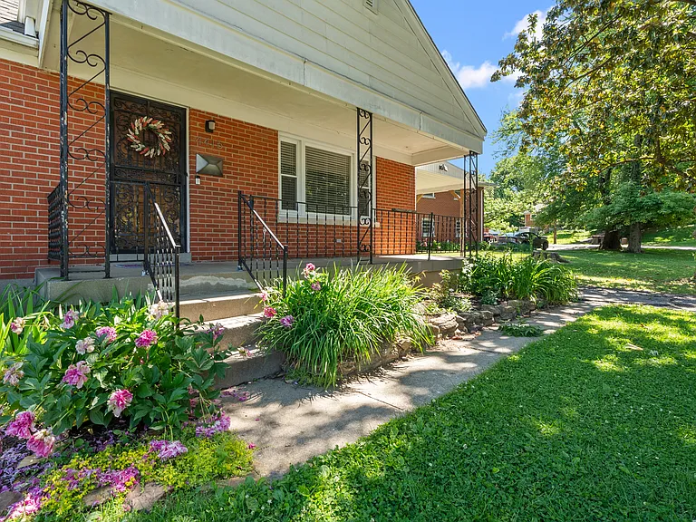 4415 Mann Ave — Photo 31