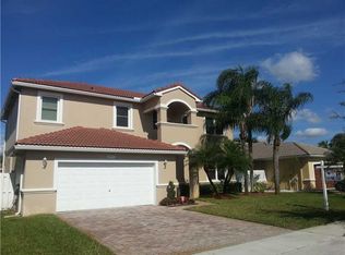 19077 NW 23rd Ct, Hollywood, FL 33029