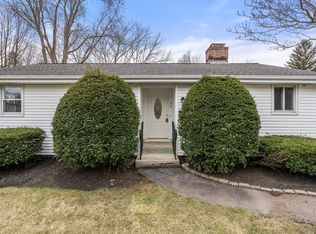 80 Davidson Rd, Framingham, MA 01701