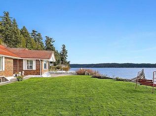 2200 NE Enetai Beach Rd, Bremerton, WA 98310