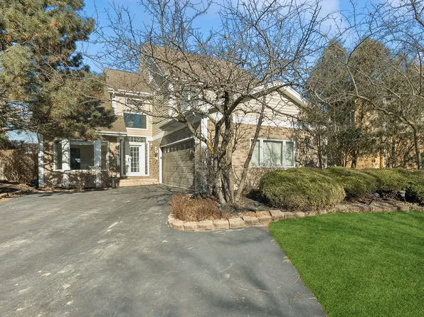 1430 W Tallyho Ct, Addison, IL 60101