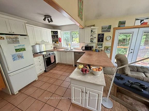 5th image of 2721 Old Hastings Rd