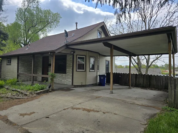4037 Vine Ave SE, Cedar Rapids, IA 52403
