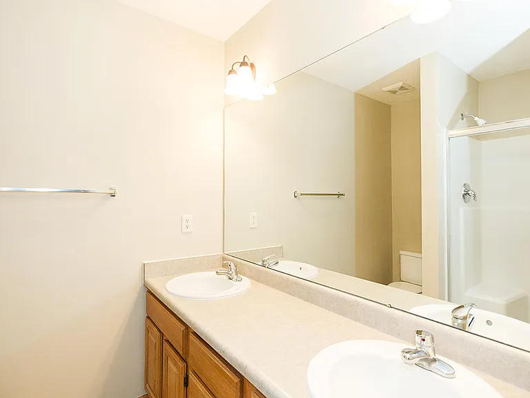 6910 Milan Dr — Photo 28