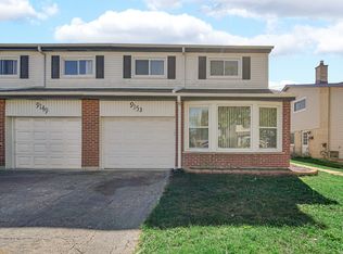 9153 W Oaks Ave, Des Plaines, IL 60016