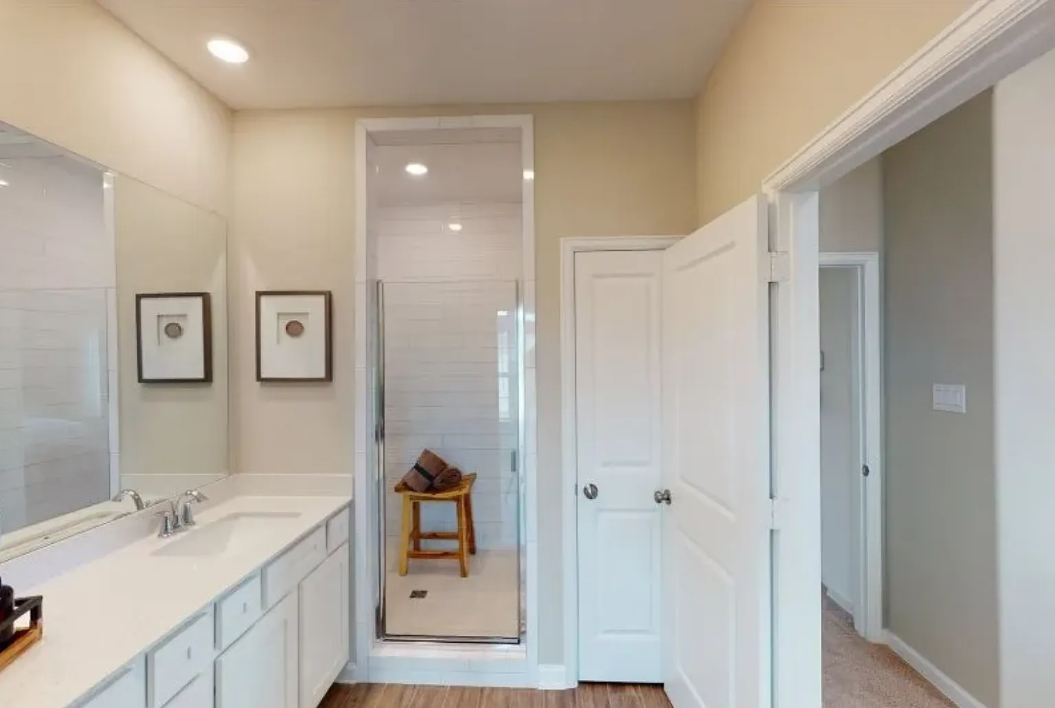 Foggy Vine Court 5607 - . — Photo 4