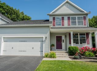 10 Sycamore St, Ballston Lake, NY 12019
