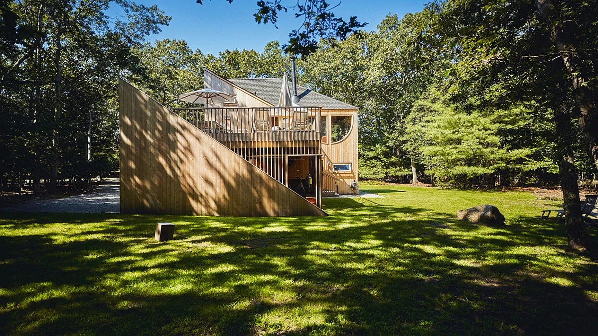 Building Photo - 23 Neck Path