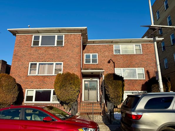 27 Pingry Pl APT 8