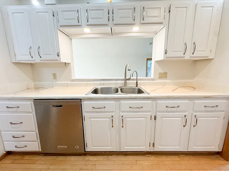 7102 Friendship Ln — Photo 7