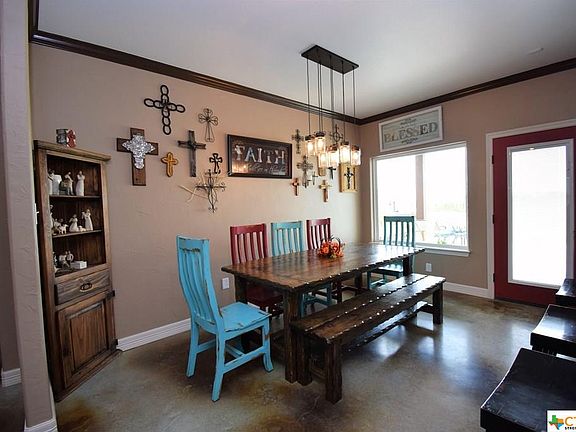 5th image of 2081 County Road 305