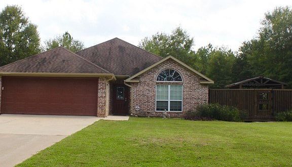 2nd image of 965 Whispering Pine Ln