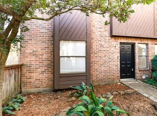 46 Willowwood Cir, Spring, TX 77381