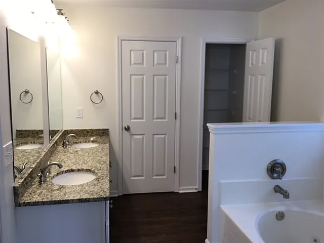 1425 Gemstone Blvd — Photo 12
