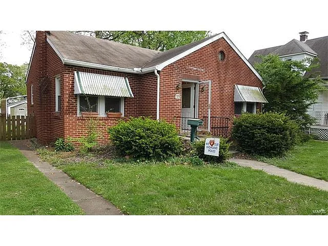1409 Cypress St photo 1