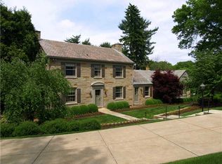 226 Warwick Dr, Pittsburgh, PA 15241