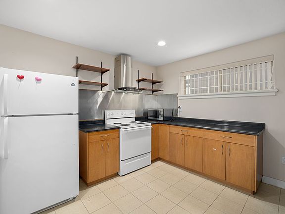 2nd image of 1556 W 62nd Ave