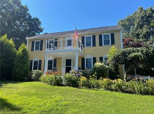 21 Deerfield Dr, North Smithfield, RI 02896