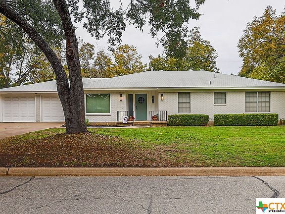 3rd image of 3610 Las Cienega Blvd