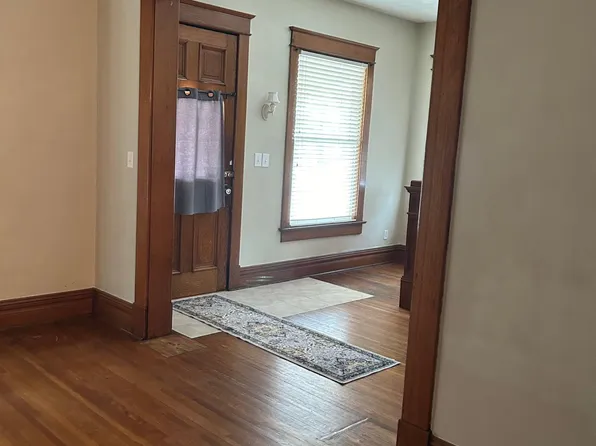 502 Willow St, Terre Haute, IN 47802