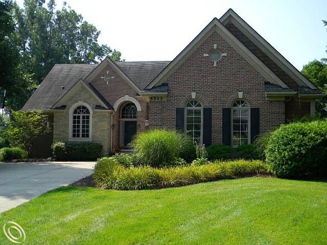 1st image of 5513 Deerwood Ln