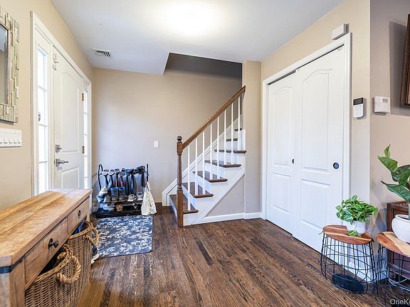 3rd image of 12 Summit Street