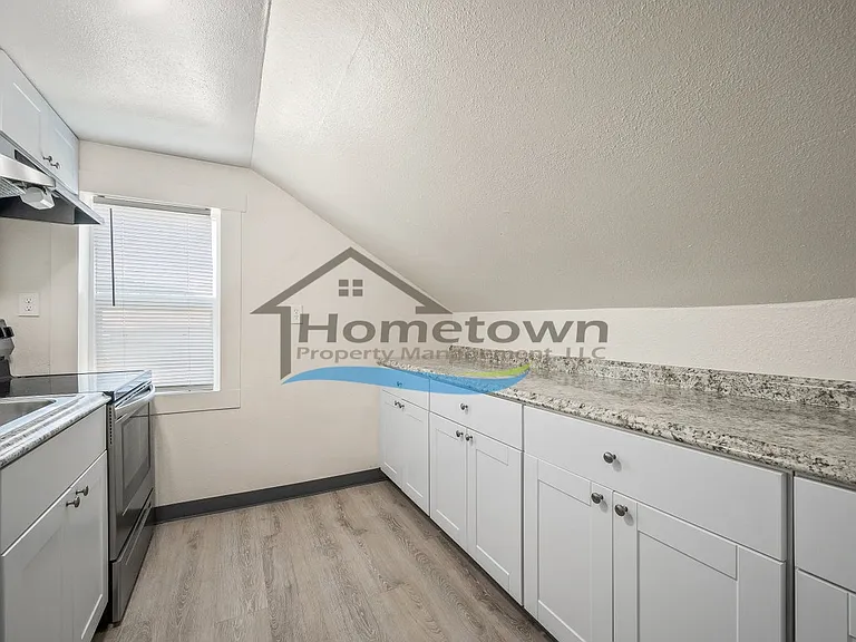 403 E Wallace Ave #3 — Photo 16