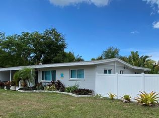 4262 Riverwood Ave, Sarasota, FL 34231